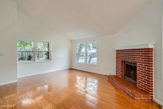 Foto del edificio - 7386 Spring Villas Cir