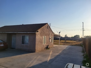 Building Photo - 6598 Jacaranda Ave