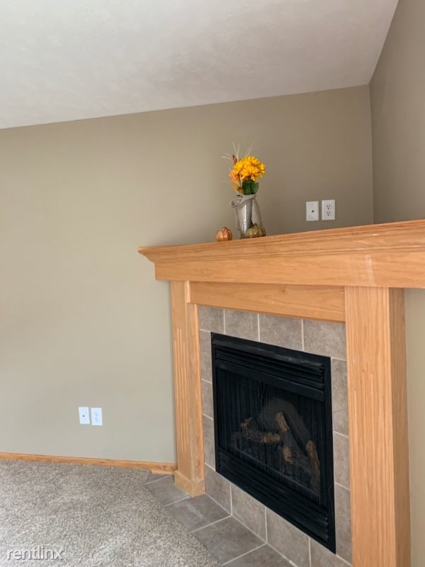 Primary Photo - 3 br, 2.5 bath Townhome - 3547 Mclaughlin Dr