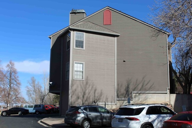 Building Photo - Sycamore Hills Apartments