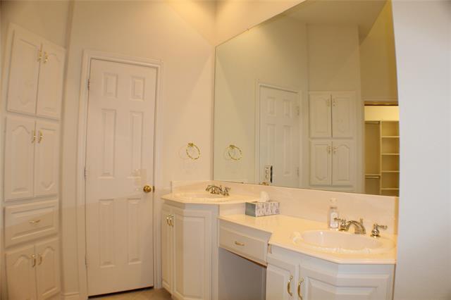 Building Photo - 7017 Dogwood Creek Ln