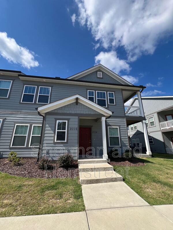 Building Photo - 5005 Mimosa Dr