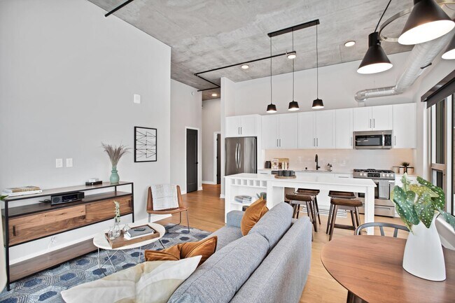 Building Photo - 401 1st Ave NE