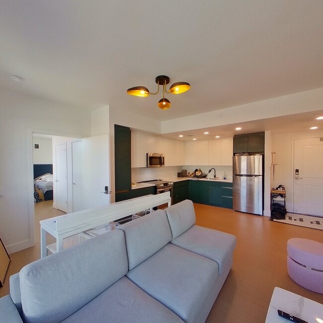 Photo - The Laureate Apartments