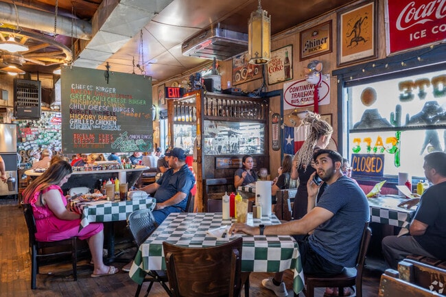 Restaurants in Amarillo serve up delicious Texan fare.
