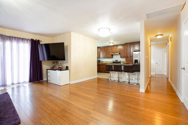 Building Photo - 9371 Dorrington Pl