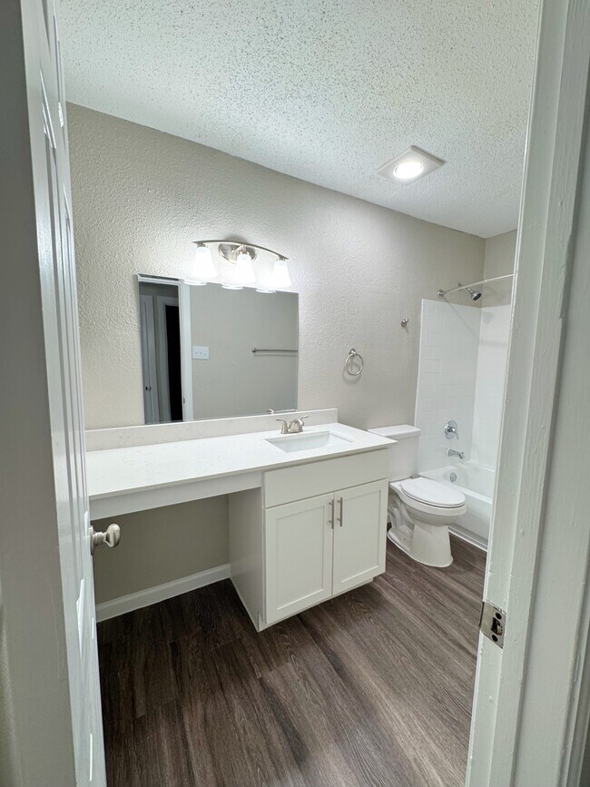 Foto del edificio - Apex Hoover