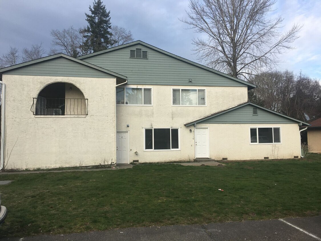 6116 Glen Mary Ln SE Unit A, Lacey, WA 98503 Room for Rent in Lacey