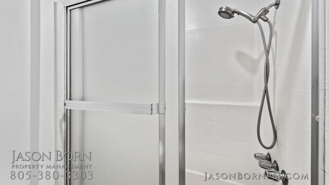 Foto del edificio - 4273 Las Virgenes Rd