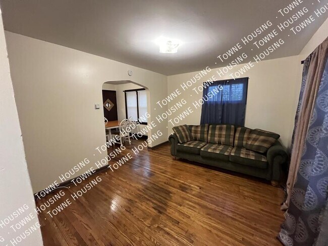 Building Photo - 469 22nd St