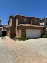 Building Photo - 2325 la Villa Way