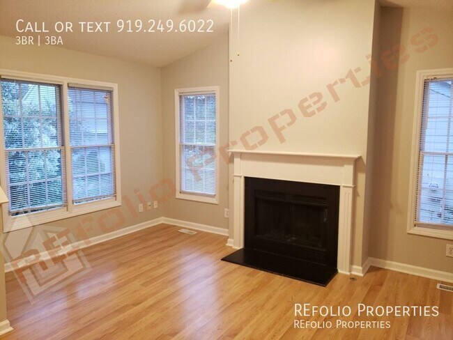 Building Photo - Wonderful 2 Story 3 Bedroom 1-Car Garage H...