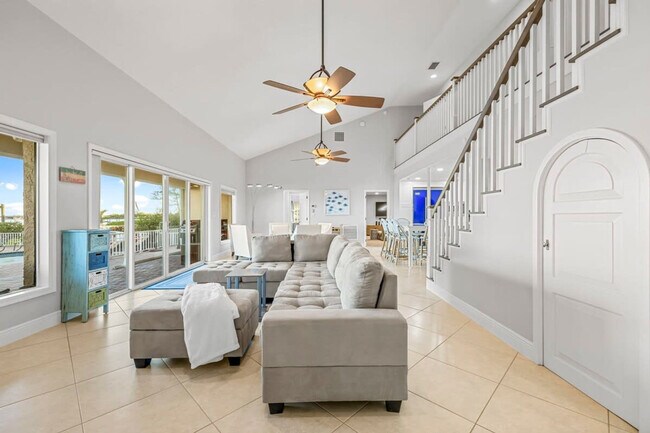 Foto del edificio - 8130 S Tropical Trail