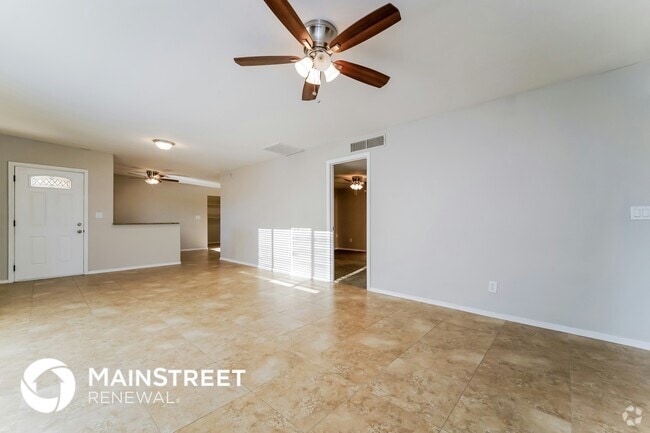 Building Photo - 6440 N Ave Pina