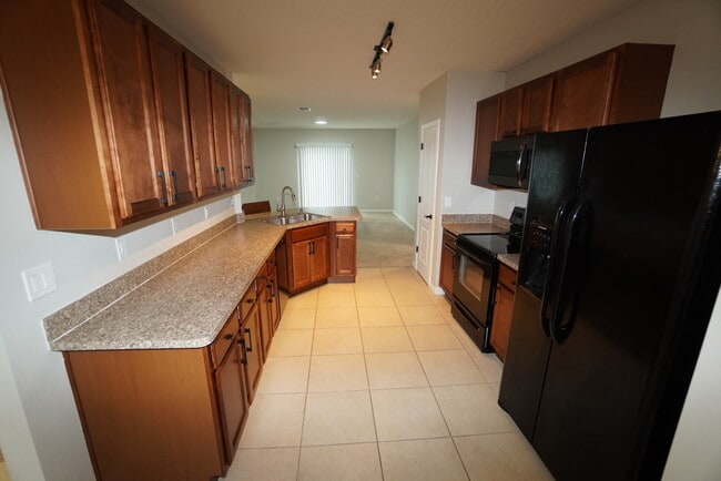 Building Photo - 856 Sheen Cir