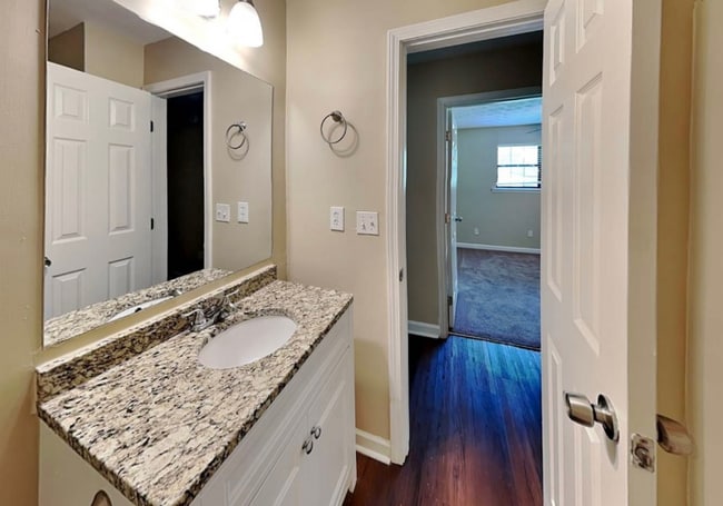 Building Photo - 1803 Oriole Trail