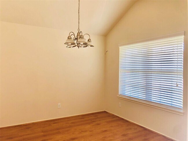 Foto del edificio - 13816 Magnolia Lake Ln