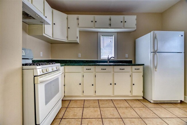 Foto del edificio - 3902 Chapman St