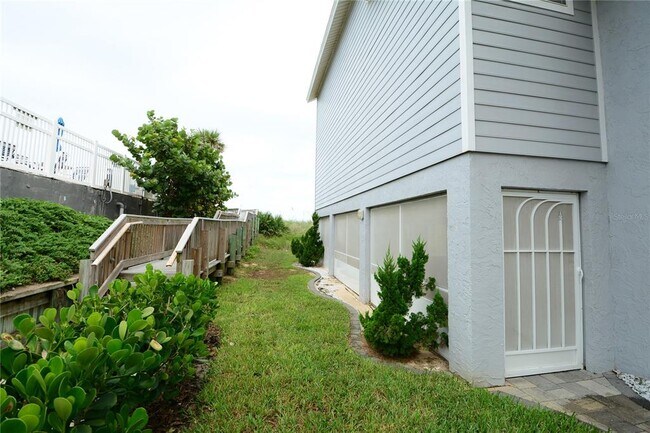 Building Photo - 54 Sea Vista Dr