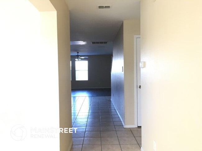 Building Photo - 6618 Jadaglen Dr