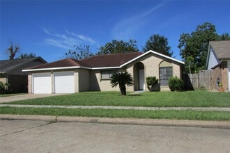 Building Photo - 1611 Chippawa Ln