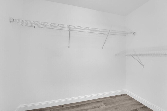 Foto del edificio - Large 3 bedroom, 2.5 bath house!