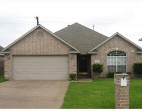 Building Photo - 3202 Neuburg Ct