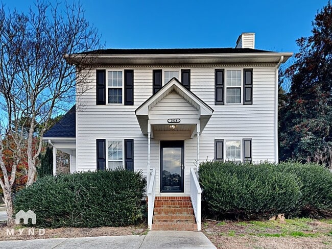 Building Photo - 2024 Julian Ln