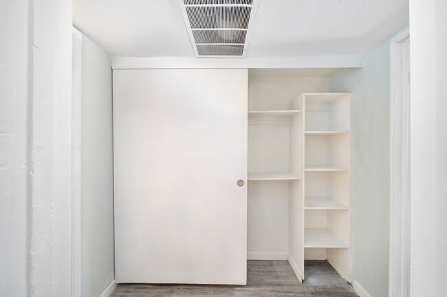 Interior Photo - Las Casitas Apartments