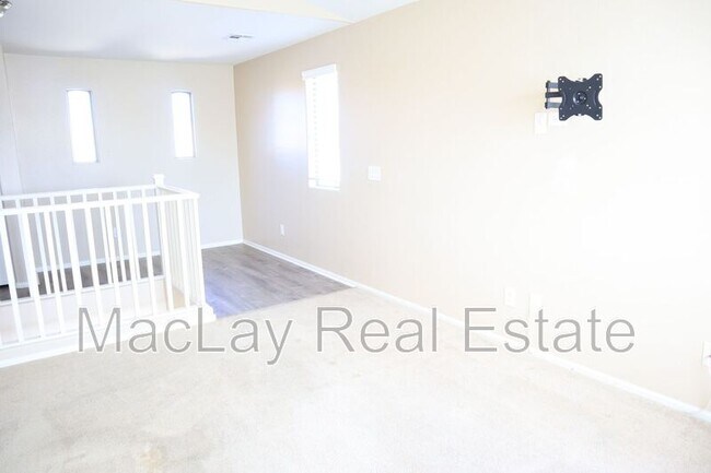 Foto del edificio - 7265 W Glenn Dr