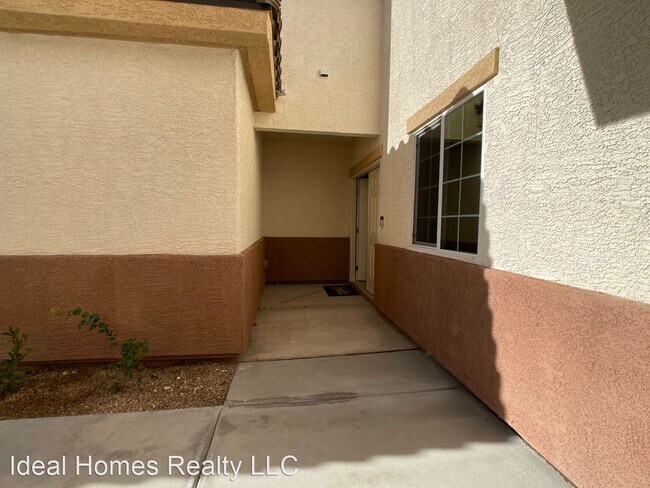 Building Photo - 3 br, 2.5 bath House - 1418 Pink Dawn