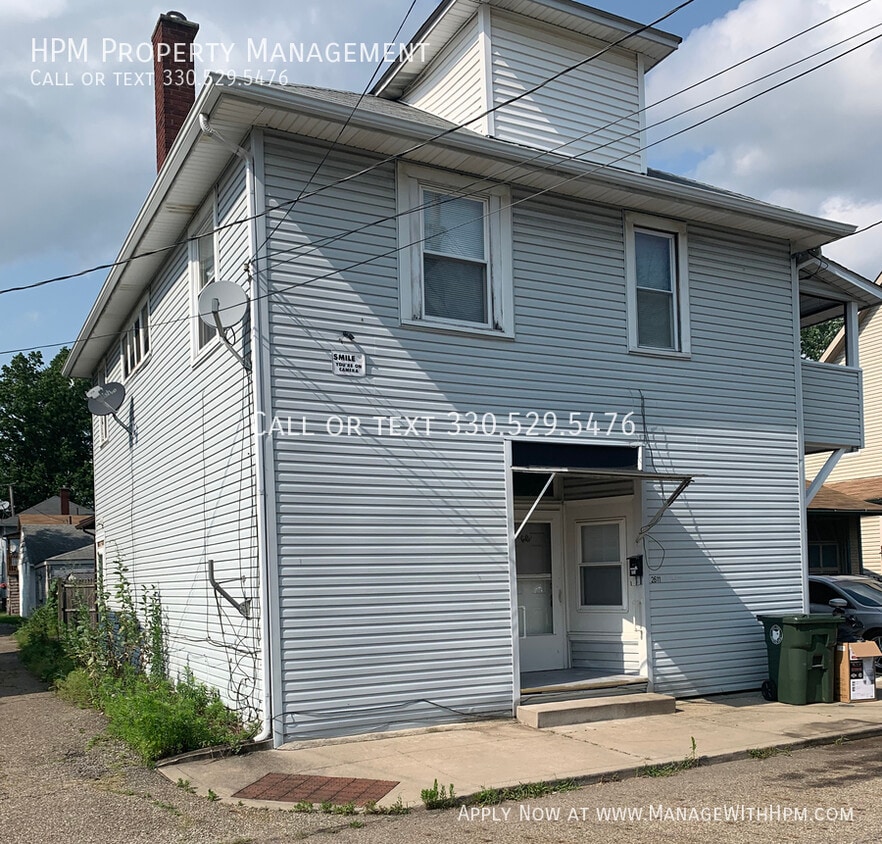 2611 11th St NW Unit Flr 2, Canton, OH 44708 Room for Rent in Canton