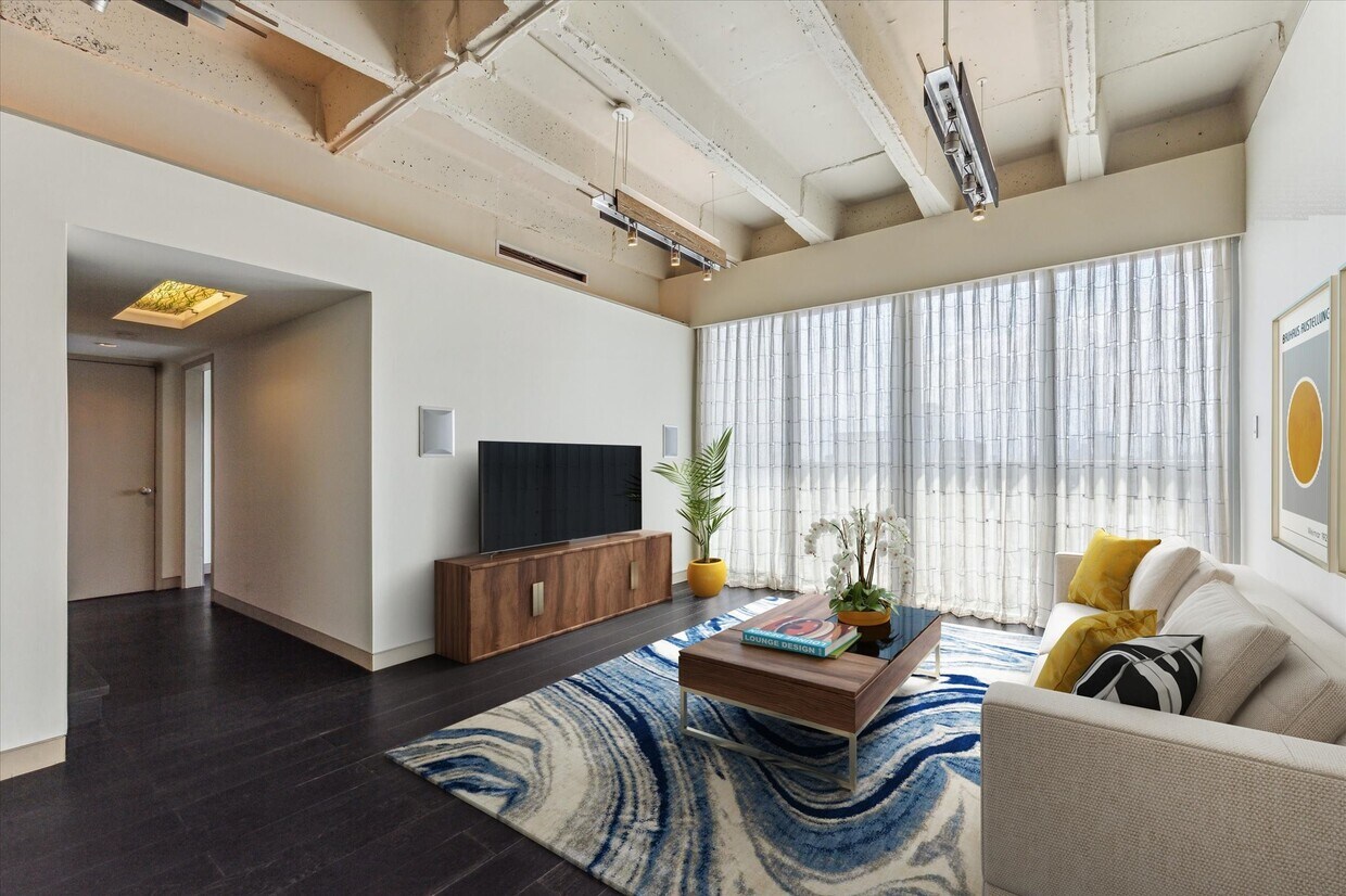 Foto principal - 3614 Montrose Blvd