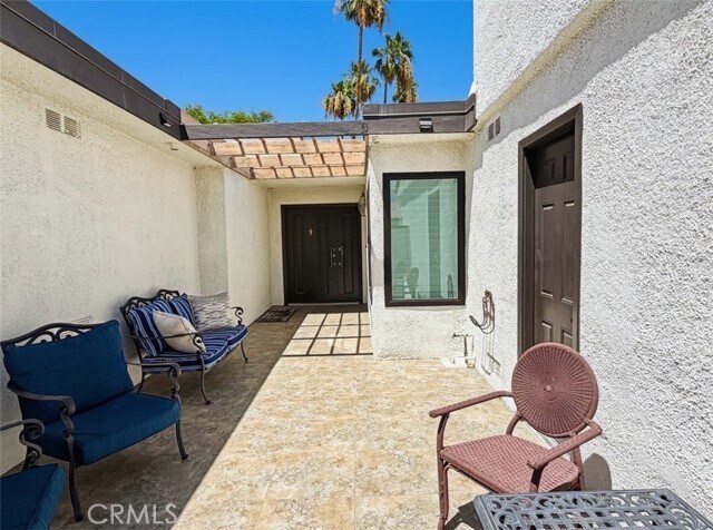 Building Photo - 70 Durango Cir