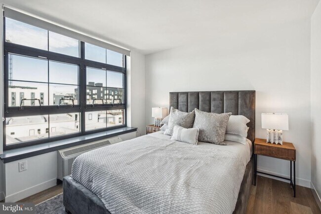 Foto del edificio - 1122 Frankford Ave