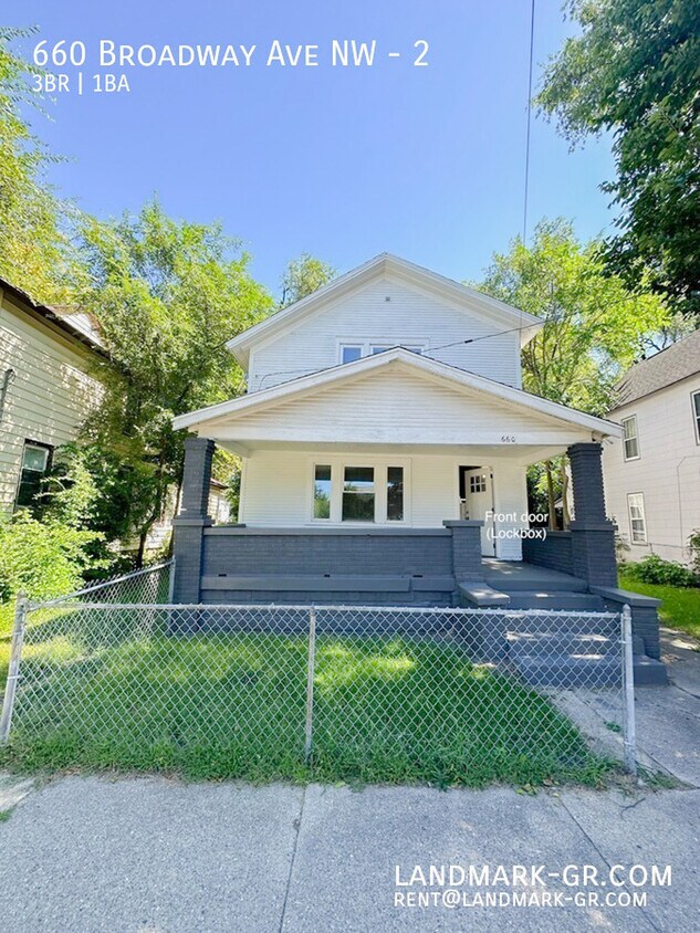 Primary Photo - 660 Broadway Ave NW