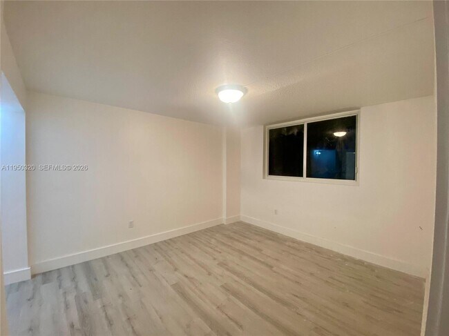 Foto del edificio - 401 Ocean Dr