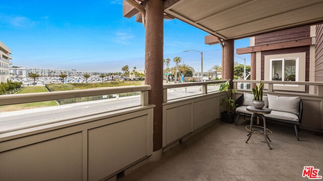 Foto del edificio - 4350 Vía Dolce