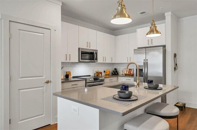 Foto del edificio - 300 Prominence Point Pkwy