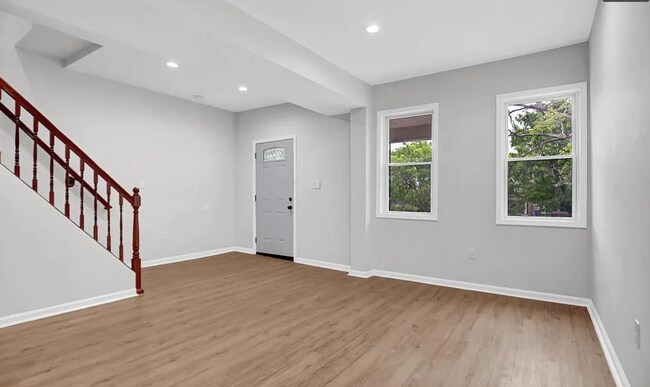 Foto del edificio - Beautifully Updated Townhome