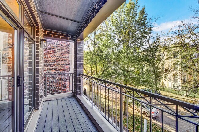 Foto del edificio - 6512 S Minerva Ave