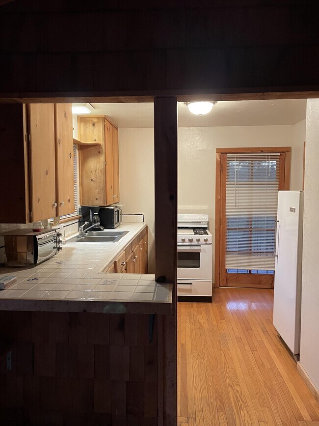 Building Photo - 5014 Flicker Way