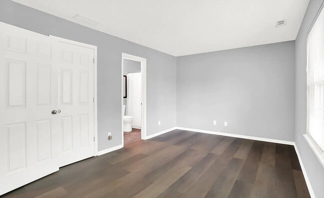 Foto del edificio - 4007 Knollwood Ave