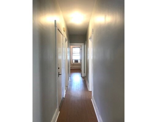 Building Photo - 554 Dorchester Ave