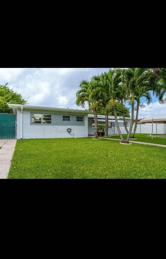 Foto principal - 6630 W 5th Pl