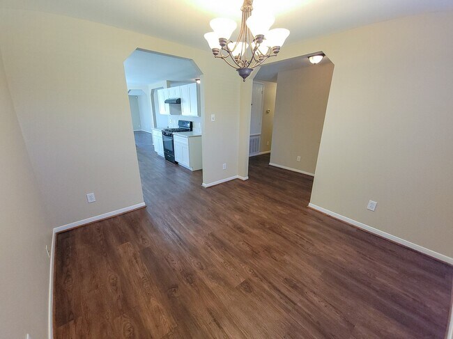 Foto del edificio - 3408 Wheatstalk Ln