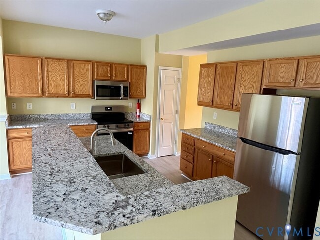 Building Photo - 1408 New Haven Ct