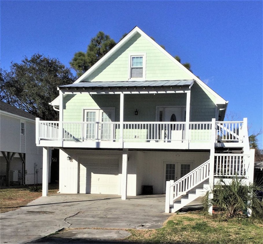 Primary Photo - CAROLINA BEACH