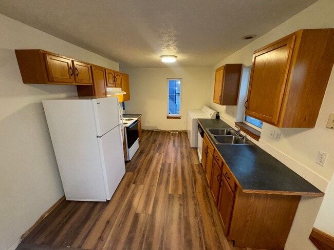 Foto del edificio - 807 E Mission Ave