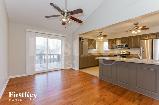 Foto del edificio - 407 Kimberly Dr